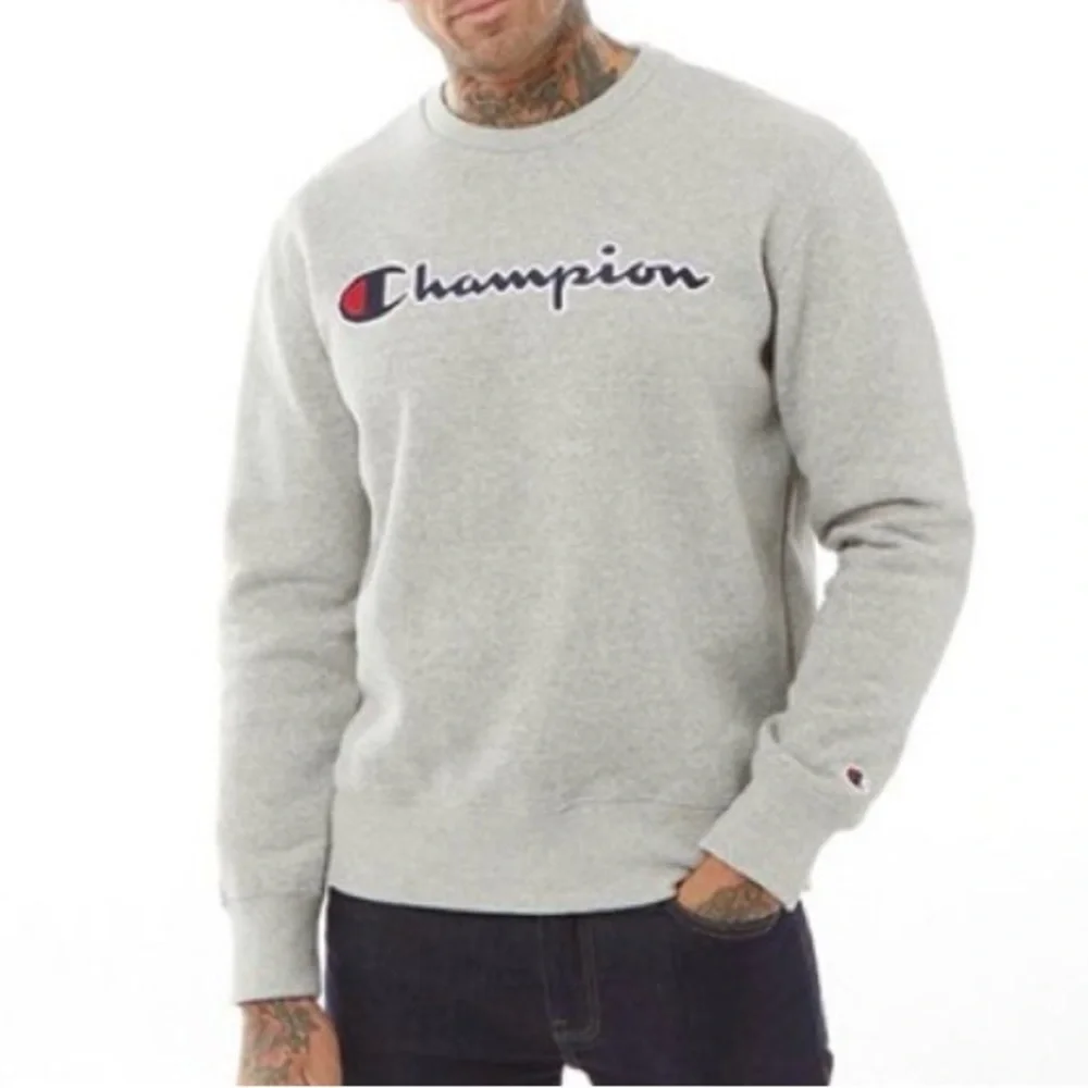 CHAMPION Men’s Heather Grey Fleece Crew Sweatshirt